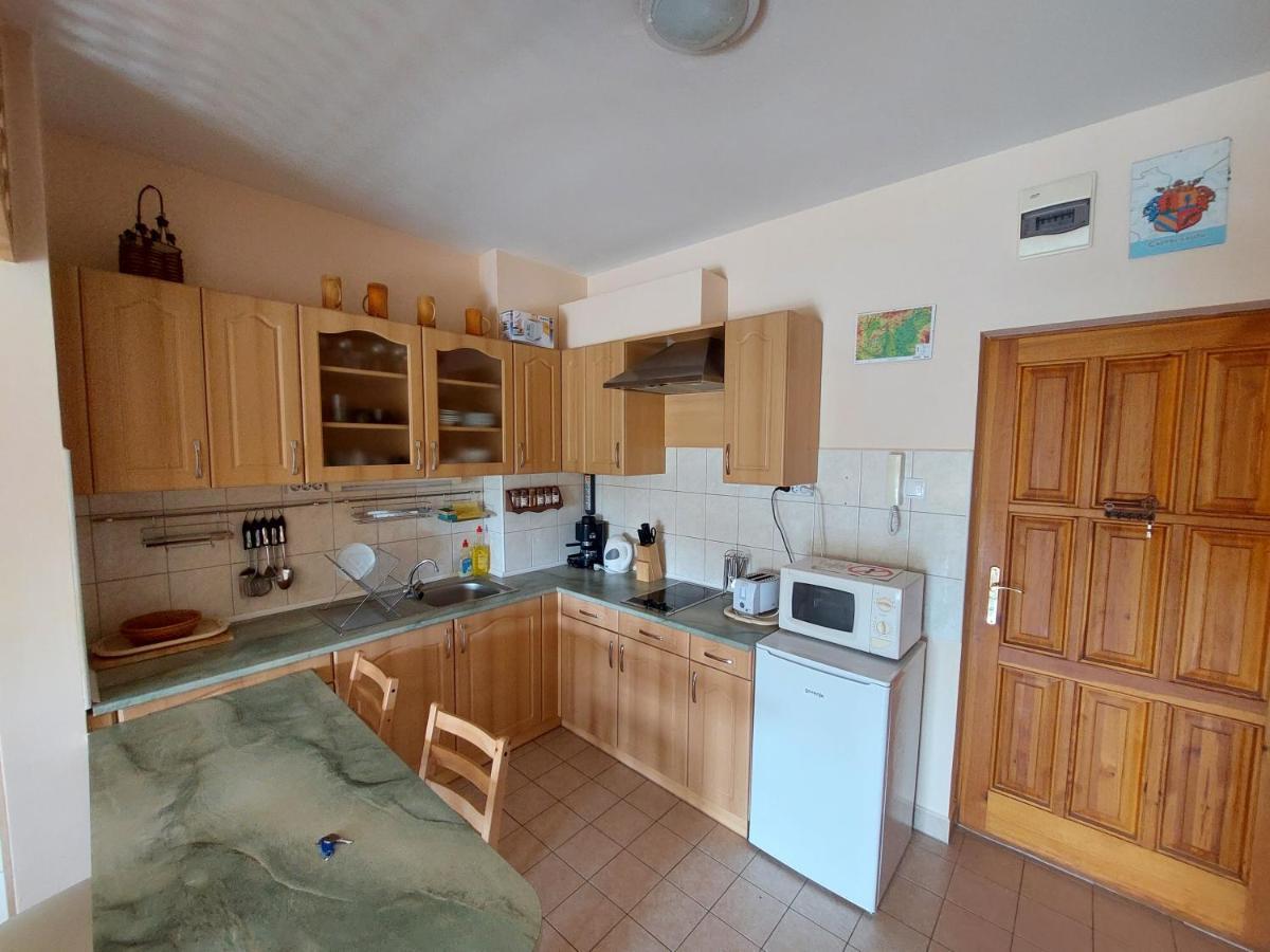Cserke Napfény Apartman Cserkeszőlő Exterior foto