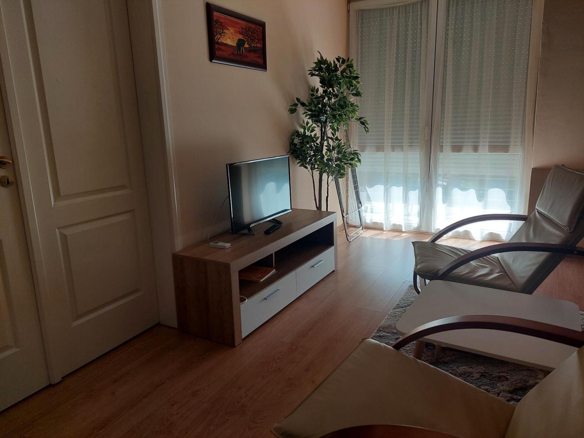 Cserke Napfény Apartman Cserkeszőlő Exterior foto