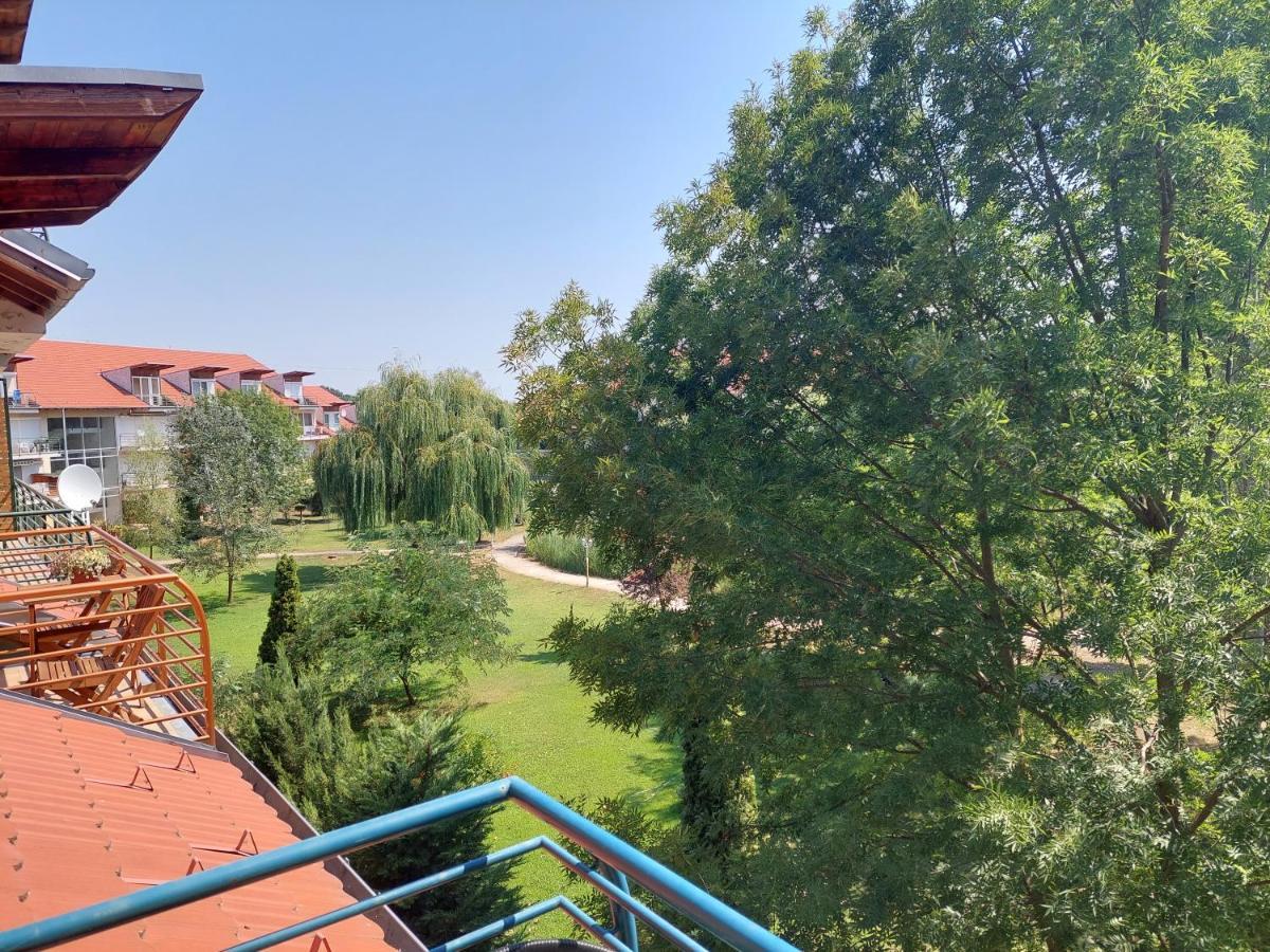 Cserke Napfény Apartman Cserkeszőlő Exterior foto
