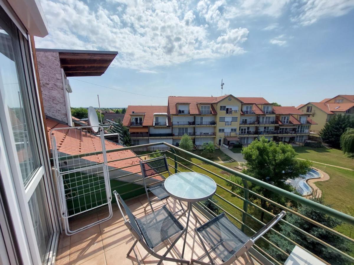 Cserke Napfény Apartman Cserkeszőlő Exterior foto