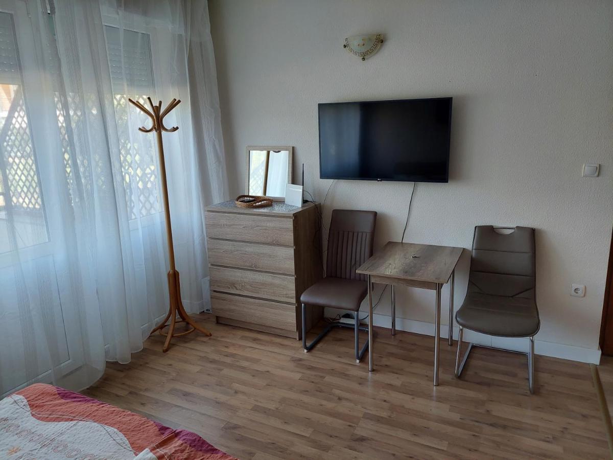 Cserke Napfény Apartman Cserkeszőlő Exterior foto
