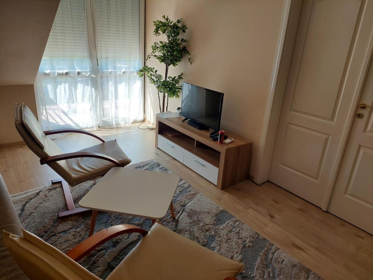 Cserke Napfény Apartman Cserkeszőlő Exterior foto