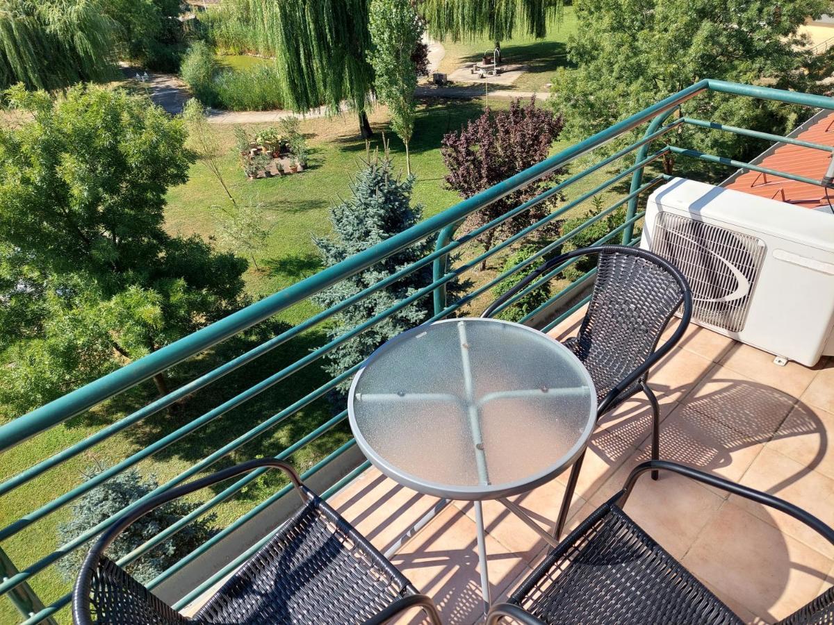 Cserke Napfény Apartman Cserkeszőlő Exterior foto
