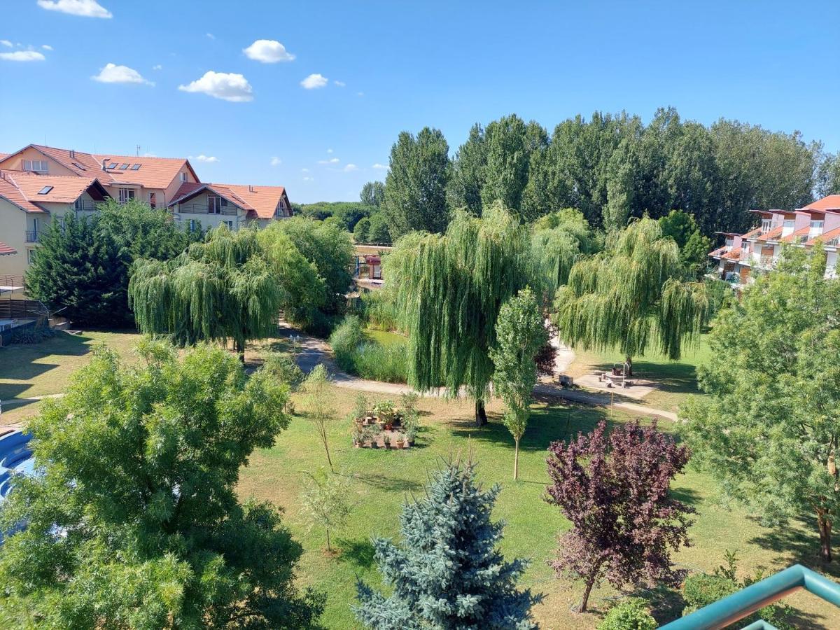 Cserke Napfény Apartman Cserkeszőlő Exterior foto