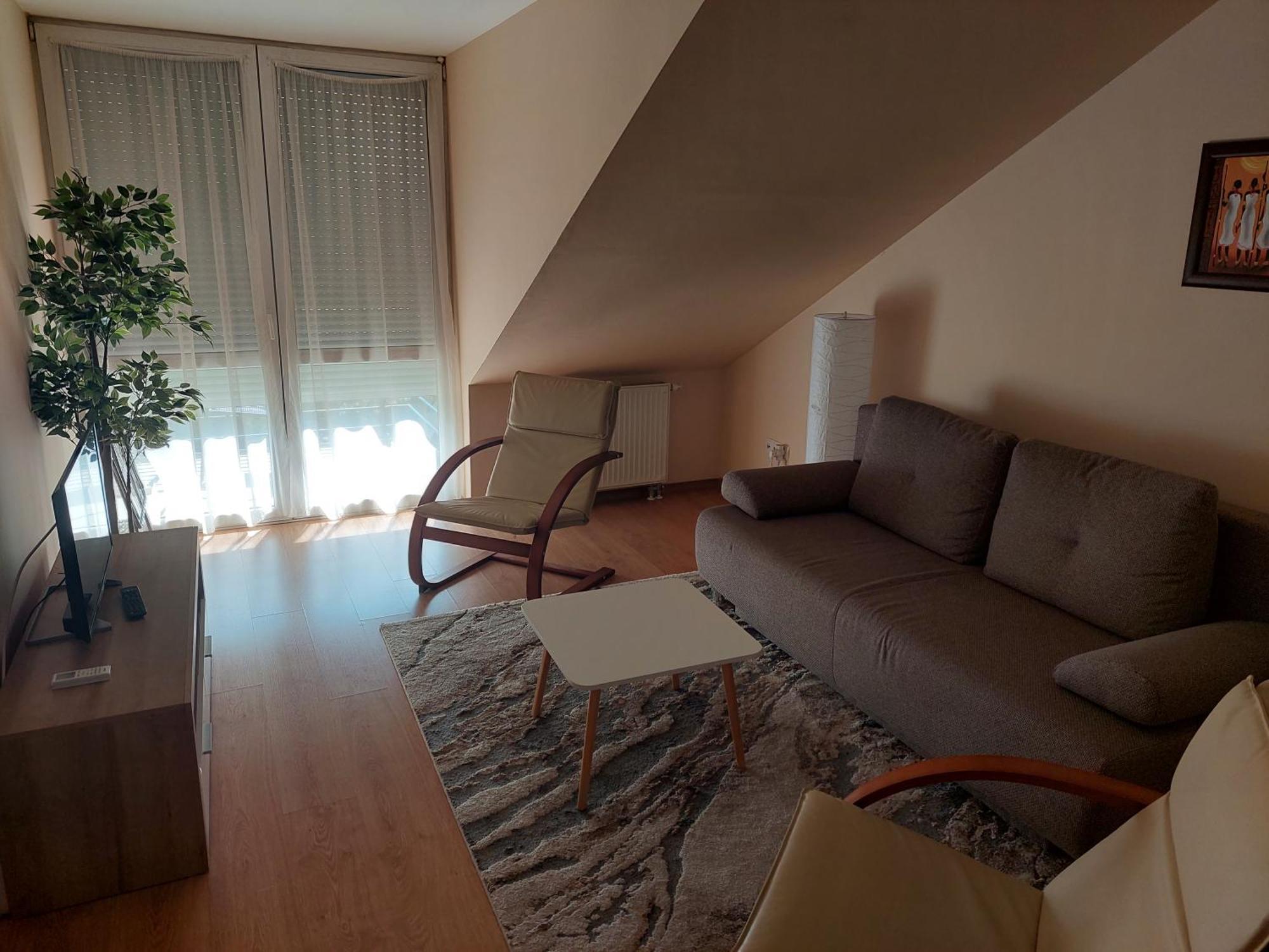 Cserke Napfény Apartman Cserkeszőlő Habitación foto